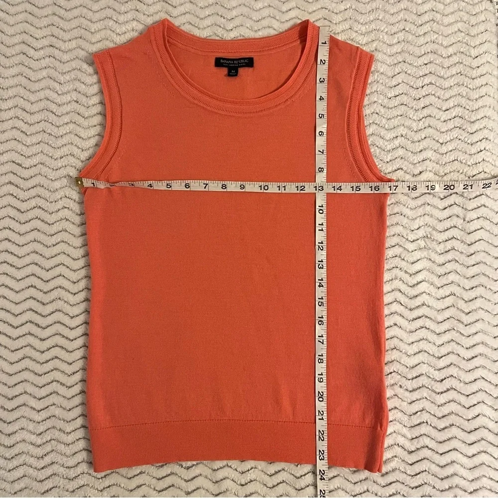 Banana Republic Orange 100% Merino Wool Pullover Crew Neck Sweater Vest Sz M